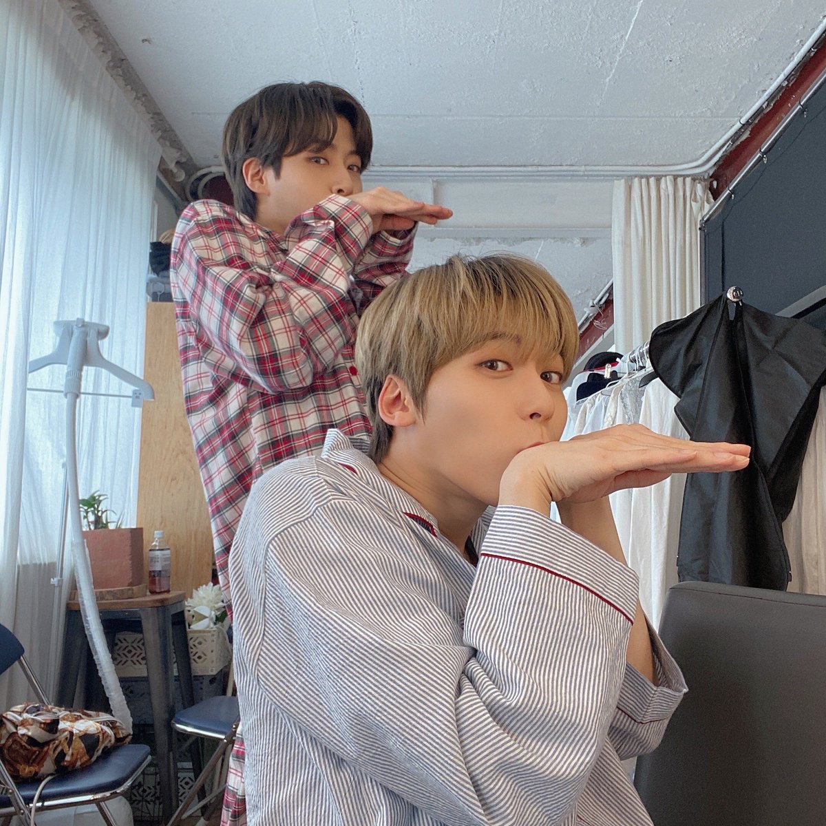 ONEUS tweet media