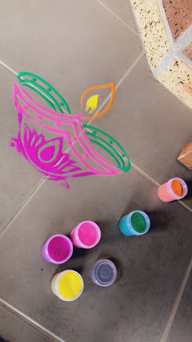 ShristiDevi's tweet photo. #Diwali2020 🪔 https://t.co/oFyb7WX0Mt
