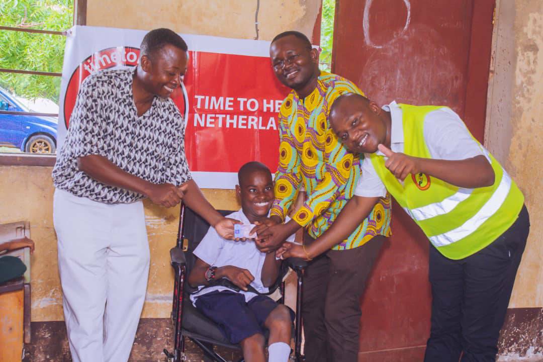 On 12 November 2020. Time To Help Tanzania  in collaboration with Time To Help Netherlands distributed Health Insurance Cards to Special Unit Students (Deaf) of Maweni Primary School. We extend our sincere thanks to Time To Help Netherlands and its volunteers for their donation.