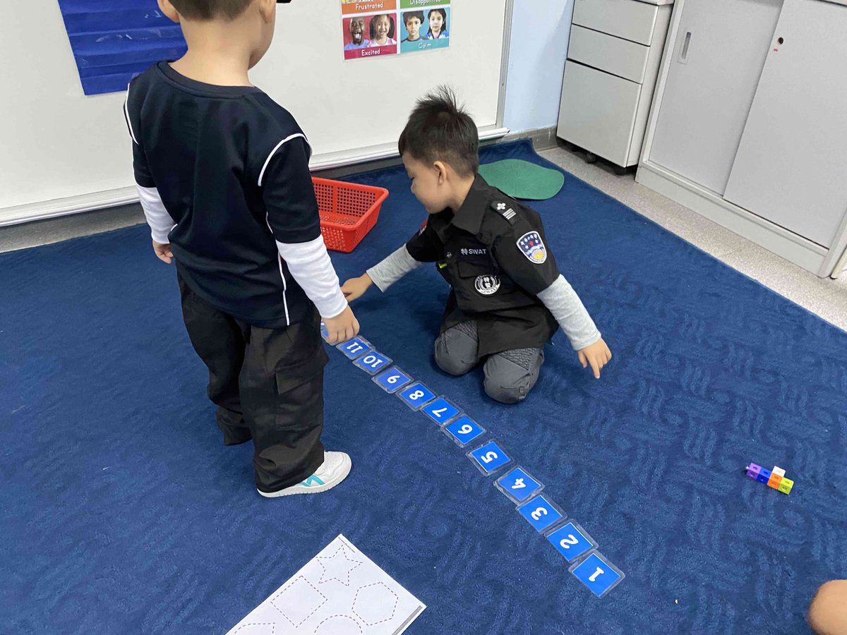TLopukhin's tweet photo. Assessment and play go hand in hand in a PK classroom.  Here teachers use a leaf hunt to see who knows colors and numbers; who can stay on task for long periods of time while playing (look at those focused expressions!) and see how much a student can count.  #aisgz https://t.co/DvRGMoCUpl