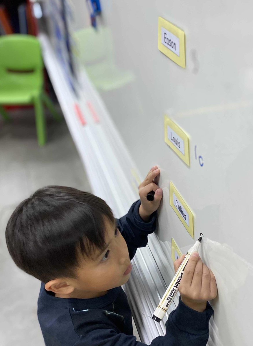 TLopukhin's tweet photo. Assessment and play go hand in hand in a PK classroom.  Here teachers use a leaf hunt to see who knows colors and numbers; who can stay on task for long periods of time while playing (look at those focused expressions!) and see how much a student can count.  #aisgz https://t.co/DvRGMoCUpl