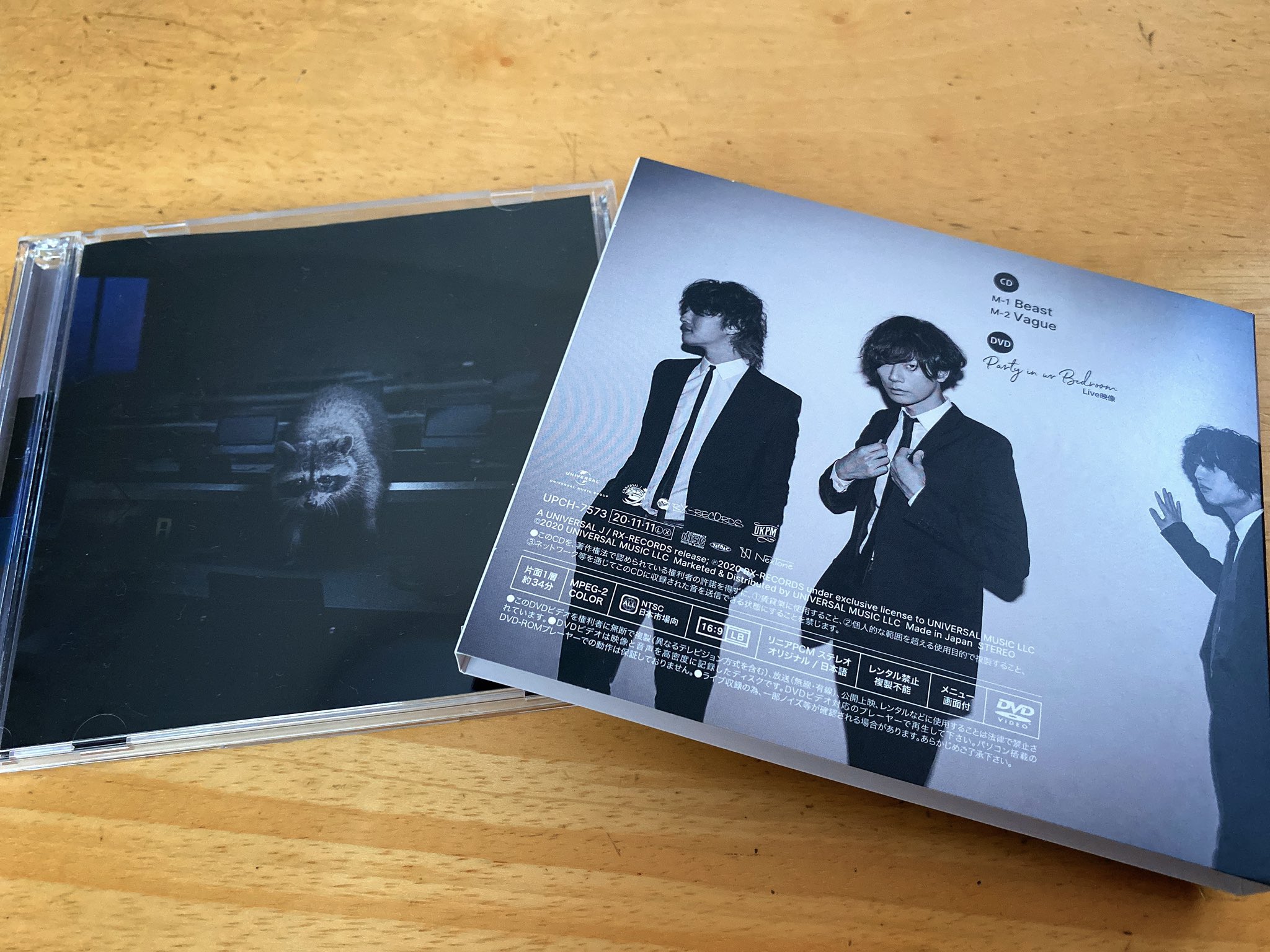 アヤ Alexandros Beast ゲット かっこいい曲だな ポスターもサトヤスさんいてめっさ良き Dvdはまた近いうちに見ます Alexandros Beast T Co 027eckrbea Twitter アヤ Alexandros Beast ゲット かっこいい曲だな ポスターもサトヤスさんいてめっさ良き Dvdはまた近いうちに見ます Alexandros Beast T Co 027eckrbea Twitter