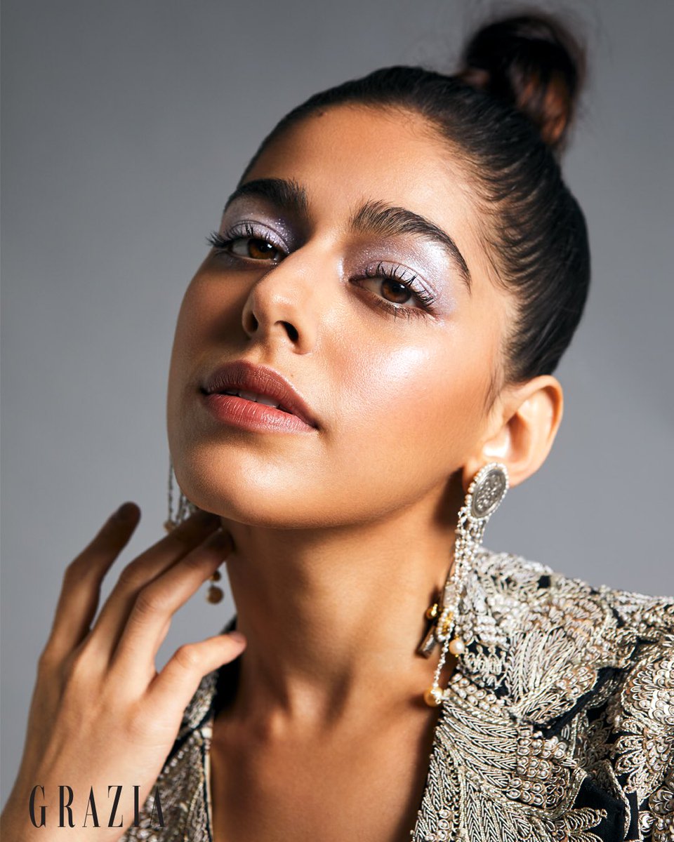 GraziaIndia's tweet photo. Got It From My Mamma: Alaya F

Bollywood’s brightest new star is famous for her beauty tutorials. But her love affair with make-up started young, as she observed real-life lessons from her mother.

Photograph: Keegan Crasto

#GraziaIndia #AlayaF #DigitalCoverStar #November2020 https://t.co/gfIZJVeXcH