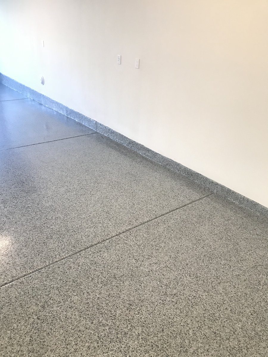 1Floors's tweet photo. π« Color: Smoke π«
https://t.co/cuQU0tynT3
#garagefloors1day #garageflooring #epoxyflooring #commercialepoxyflooring #residentialepoxyflooring #GF1D #garagefloors #epoxygaragefloors #epoxy #epoxyresin #garagecoatings #garageremodel #homeremodel #remodel #homeimprovement https://t.co/KR5OfBZPib