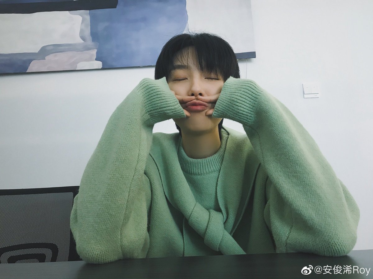TOVarchive's tweet photo. 12th November 2020 | 1647CST

Weibo update: ���俊浠Roy
"."

#TOV #ANJUNXI #安俊浠 https://t.co/EDfpS6hpP3