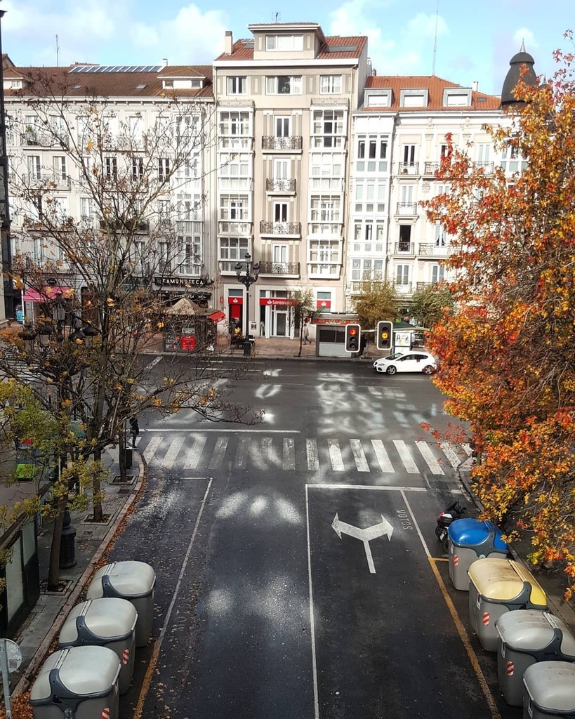 CantabriaTurism's tweet photo. El otoño en Santander
#santander #igsantander #igersantander #cantabria #turismo #cantabriayturismo #cantabria_y_turismo #cantabriamola #cantabrico #fotocantabria #santandercantabria #igcantabria #cantabriamola #pasionporcantabria #estoescantabria #can… https://t.co/t5OiLzI4sC https://t.co/e9IFo5pQDy