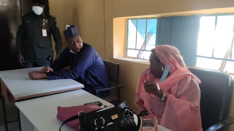 King_Nazbee's tweet photo. @GovBorno, @ProfZulum, a University Professor, on Thursday, paid unscheduled visits to five primary and secondary schools in Maiduguri, during which he evaluated the capacity of teachers and the learning of students.

#ReadMore 👇 
https://t.co/BMjHHWAlpo https://t.co/4uapJA48cx