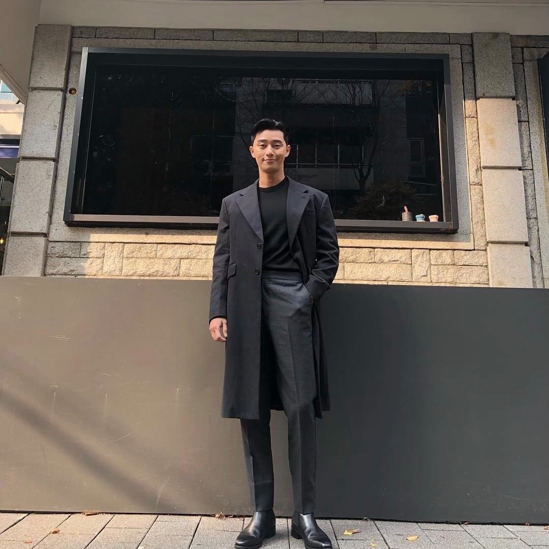 en_psj's tweet photo. Ser alto es importante en la sociedad coreana? Además de ser agradables visualmente, las celebridades representan una creencia crucial en la estética y la cultura coreana. #KFeverOnMetro
#WellStyledLife #kdrama #kfever #hallyu #koreanwave #parkseojoon #박서준
Cr @metrodotstyle https://t.co/5dX2PplLs1