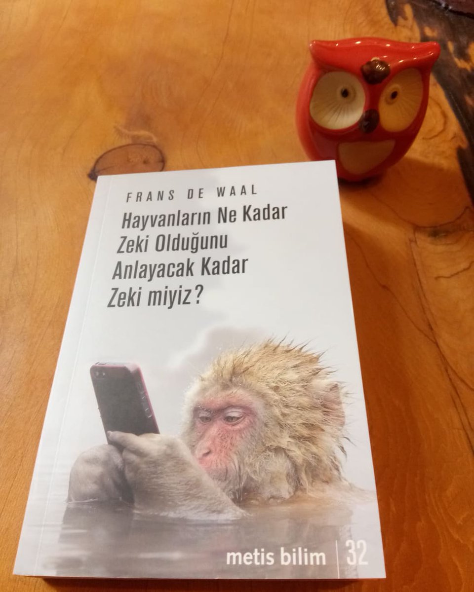 Zeki Hans, bir yüzyıl önce hayranlıkla dolu kalabalıkları kendine çeken bir Alman atıydı. Toplama ve çarpma gibi aritmetik işlemlerde çok başarılı görünüyordu. Ancak, daha dikkatli bir inceleme onun esas yeteneğinin insan beden dilini okumak olduğunu açığa çıkarmıştı
<a href="/Metiskitap/">Metis Yayınları</a>