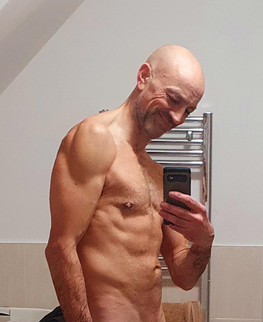 RopeNoob's tweet photo. A little effort makes a huge difference. Had to crop 2" off🤣🍄 #filmingslave https://t.co/nrziR0Axtg