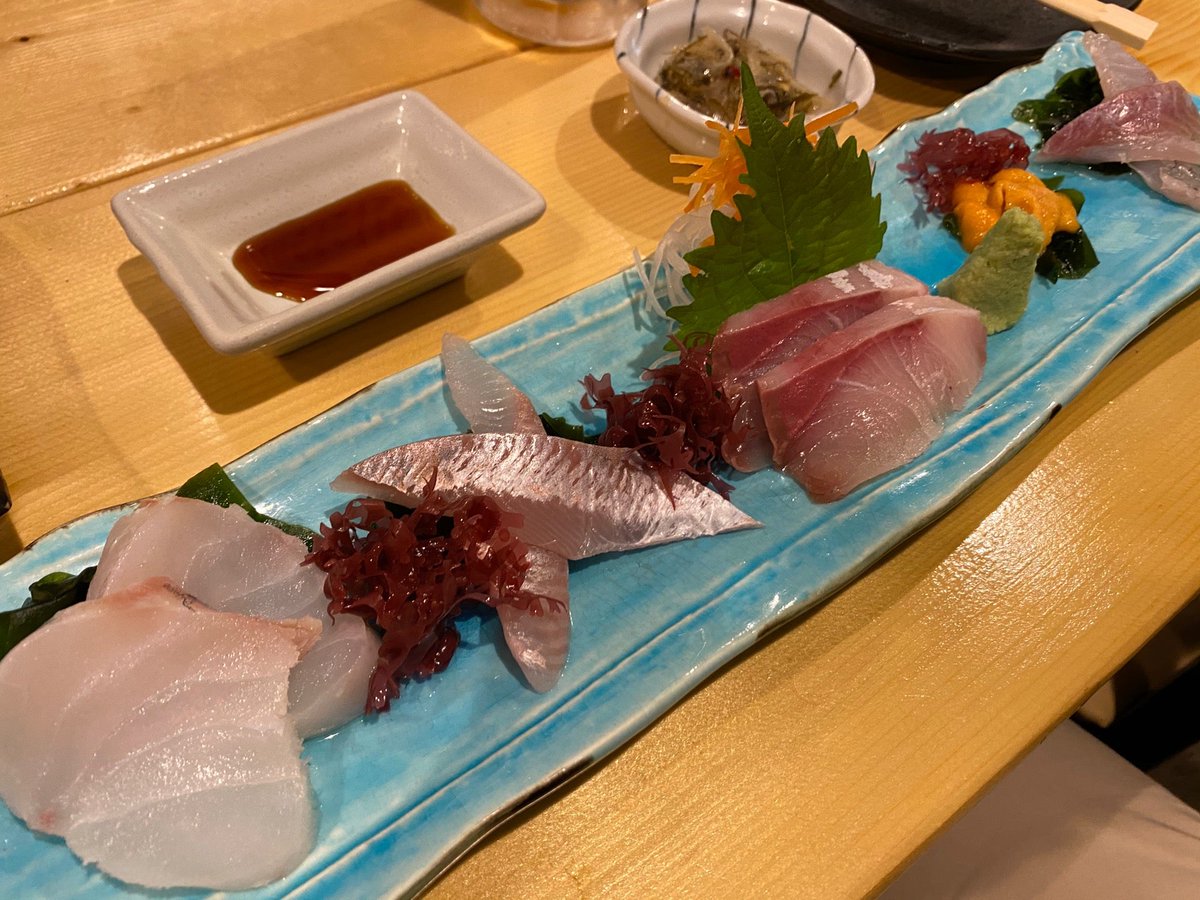 ゆっきい 地魚の刺身盛り合わせ 左から真鱈 ほっけ ぶり 馬糞うに そい です 海鮮居酒屋 海がき 本店 In 函館市 北海道 T Co 5lpslgbp8t ゆっきい 地魚の刺身盛り合わせ 左から真鱈 ほっけ ぶり 馬糞うに そい です 海鮮居酒屋 海がき 本店 In 函館市 北海道 T Co 5lpslgbp8t