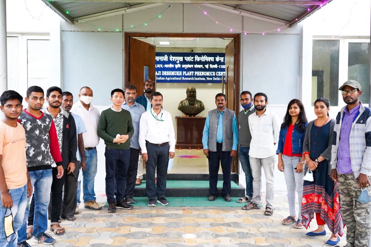 ducstat's tweet image. "Light candles and worship the lords! Wish you a joyous and prosperous Diwali!" From Phenomics team leading by PI @ViswaChinnusamy Sir.
#Nanaji_Deskmuch_Plant_Phenomics_Centre
#ICAR
#IARI