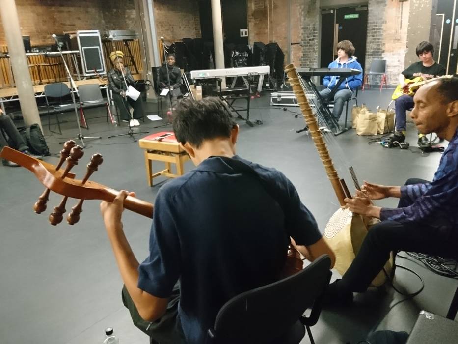 MusicIslington's tweet photo. How do we redress the balance &amp; empower ALL students to make music🎶? 
Join us today 4.30pm for our Roundtable Discussion: Diversifying Music Education with Dr Anna Bull @anna_bull_ Nate Holder @N8Holder &amp; Mahaliah Edwards @maedwardsviolin. Register ▶️https://t.co/buu9dVDp6E https://t.co/Nc7cYnwcWT