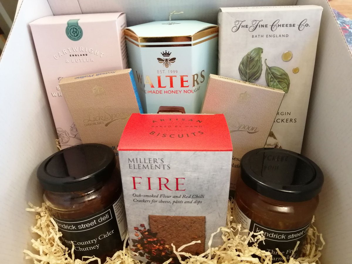 Knock knock, another one being delivered this morning. You can go big or small with your hampers and still have a lovely gift that isn't scaring your bank balance #hamper #gift #treat #present #independent #gifts #hampers #presents #giftideas