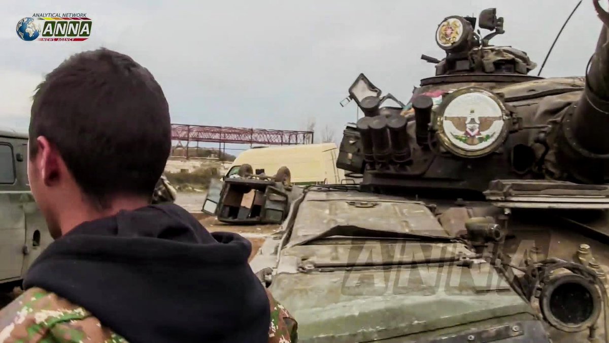 TheDeadDistrict's tweet photo. Damaged Armenian 🇦🇲 T-72 #MBT. Crew survived (IMHO tank operated without commander) Note the hole on the roof of the turret.
P.S. Video in comment.
#Armenia #Azerbaijan #Karabakh #T72 #TankFriday https://t.co/XODzDgrPlW