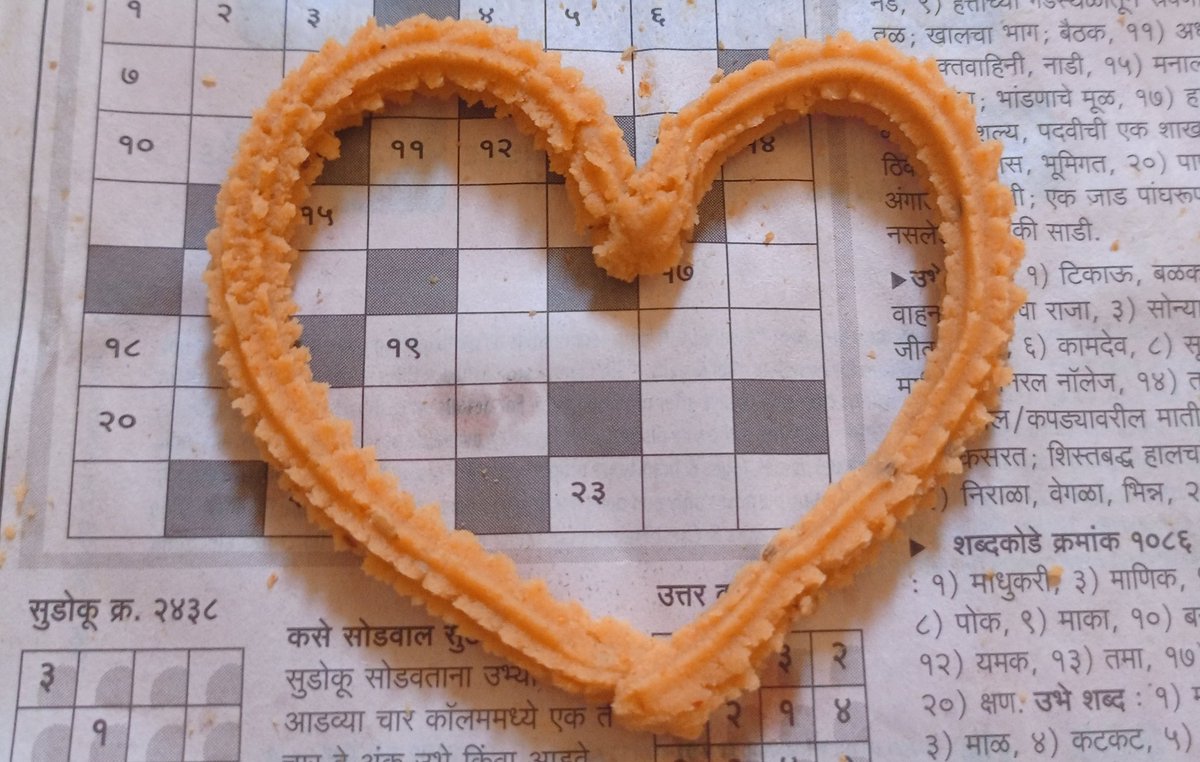 __mi_memer__'s tweet photo. Crush:- Hii, काय करतोयस ?
Me:- चकल्या.
Crush:- बघू 
Me:- https://t.co/rbzxjXpacd