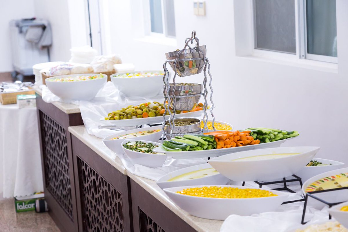 AlkhaleejAR's tweet photo. # بوفيه الخليج العربي _ حفلات _ ولائم ...😋

# Alkhaleej Alarabi Buffets _ Banquets _ Parties ...😋

@لحجوزاتكم _ For Your Reservations: 

94449012 - واتساب
99433956 - اتصال https://t.co/AhBY8pdksO