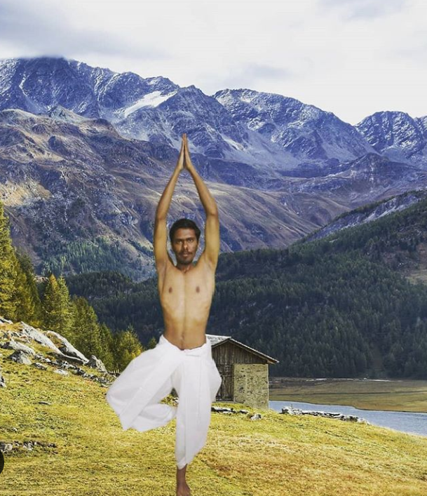 abhi_yog's tweet photo. ॐ नमो भगवते महासुदर्शनाय वासुदेवाय धन्व��तराये:
अमृतकलश हस्ताय सर्वभय विनाशाय सर्वरोगनिवारणाय
Happy Dhanteras May god Dhawantari bless u with prosperity and health #AyurvedaDay उत्तम स्वास्थ्य #DiwaliWithCoke #Diwali #Diwali2020 #Dhanteras 
@ADevotedYogi @YI_Mag @YogaWorks https://t.co/6aD8RUQimA