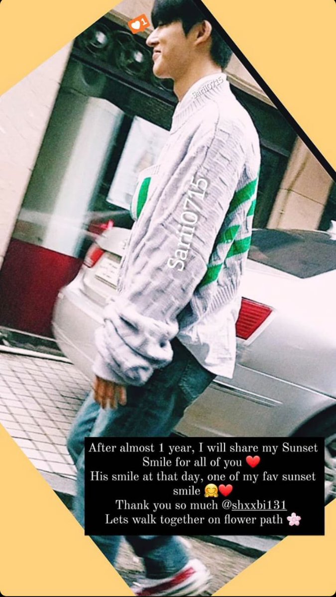 Pecandurindu131's tweet photo. poto satu tahun lalu katanyaa dan ini poto hanbin sebelum 12 juni ... liat hanbin tanpa masker dengan senyum yang sangat indahh 🥰🥰🥰  ilove you uri biayi @ikon_shxxbi 

#KIMHANBIN 
#HANBIN 
#oneandonlybi https://t.co/ajXtVWxLZB