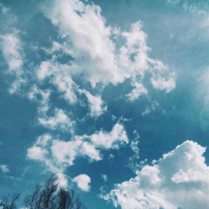 #جمعة_مباركة
(إِنَّ اللَّـهَ وَمَلَائِكَتَهُ يُصَلُّونَ عَلَى النَّبِيِّ يَا أَيُّهَا الَّذِينَ آمَنُوا صَلُّوا عَلَيْهِ وَسَلِّمُوا تَسْلِيمًا)

اللهم صل وسلم على سيدنا محمد 💙