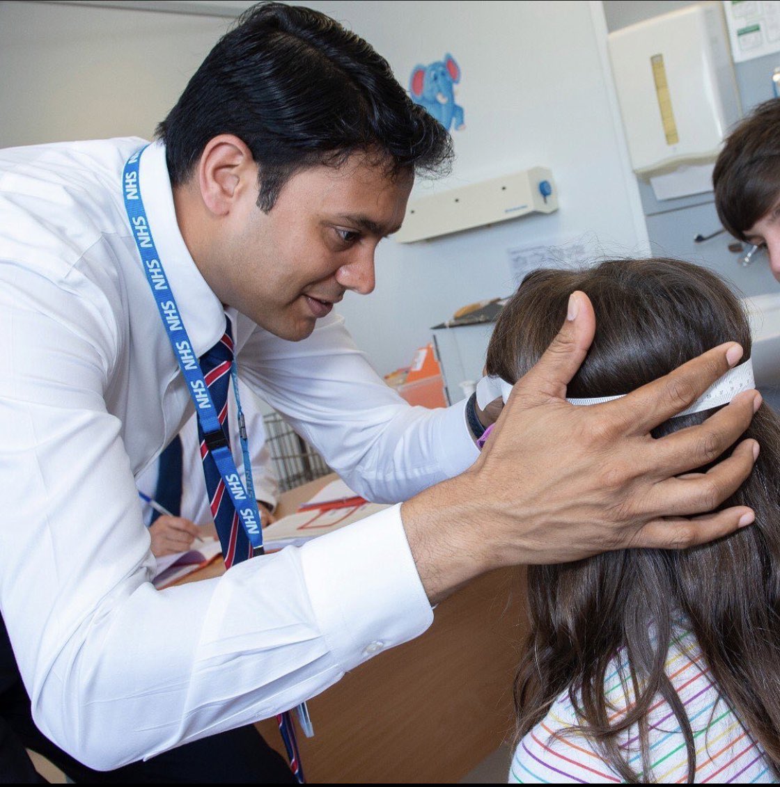 OxfordCranio's tweet photo. The @oxfordcranio Unit invests in the next generation of Craniofacial surgeons. Each year we take a fellow from around the world. This year it has been our pleasure to work with Dr Dipesh Rao. We wish him and his family every success as they return to India. https://t.co/yWN0klTvWV