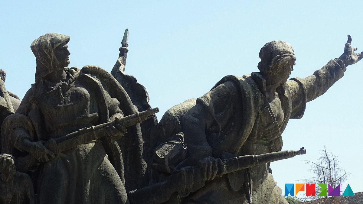 На денешен ден во 1944 Скопје е ослободено од фашистите. Меѓутоа, по 76 години градот е повторно заробен. Овој пат од лошите урбанистички решенија. Додека смогот е околу нас, прочитајте зошто го нема зеленилото. Честит 13 Ноември: bit.ly/Zeleniloto-zas…