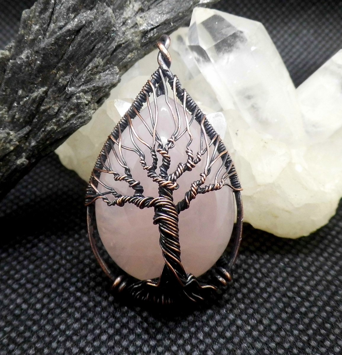 CharismaCrystal's tweet image. 2 New pendants #rosequartz #blackonyx
CharismaCrystals.etsy.com 💗🖤💗

#witchcraft #supernatural #supernaturaluk #UKBizHour #DiscoverEtsy #UKGiftHour #handmadejewelry #handmadegifts #etsyhandmade #womaninbizhour #etsy #BlackFriday #CyberMonday #ChristmasGift #ChristmasGiftIdeas