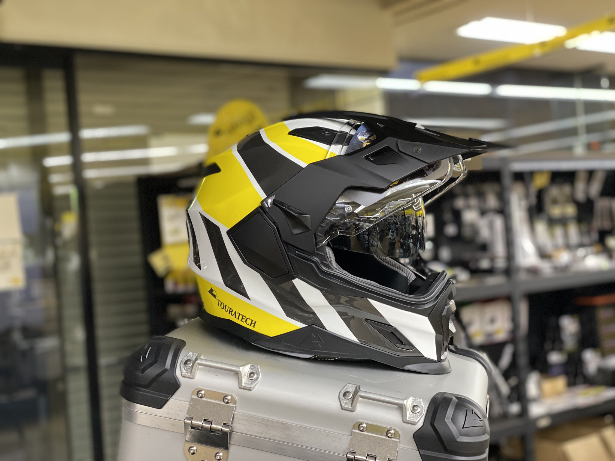 touratech アベンチューロ ランブラー ツアラテック ヘルメット
