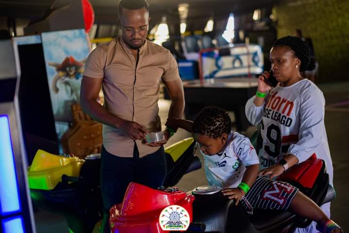 tenflags_sa's tweet photo. Fun for the whole family🥳🥳🥳 we're open every weekend🎊🎊🎊 #TenFlags https://t.co/Lxa4J3bwyr