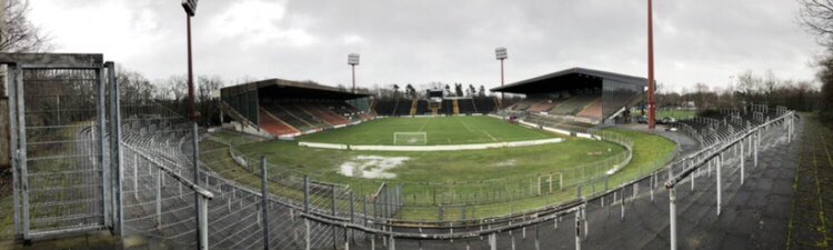 joepveijk02's tweet photo. @sjoerdmossou Grotenburg-Stadion in Krefeld🤤 https://t.co/5ny2ubSNhN