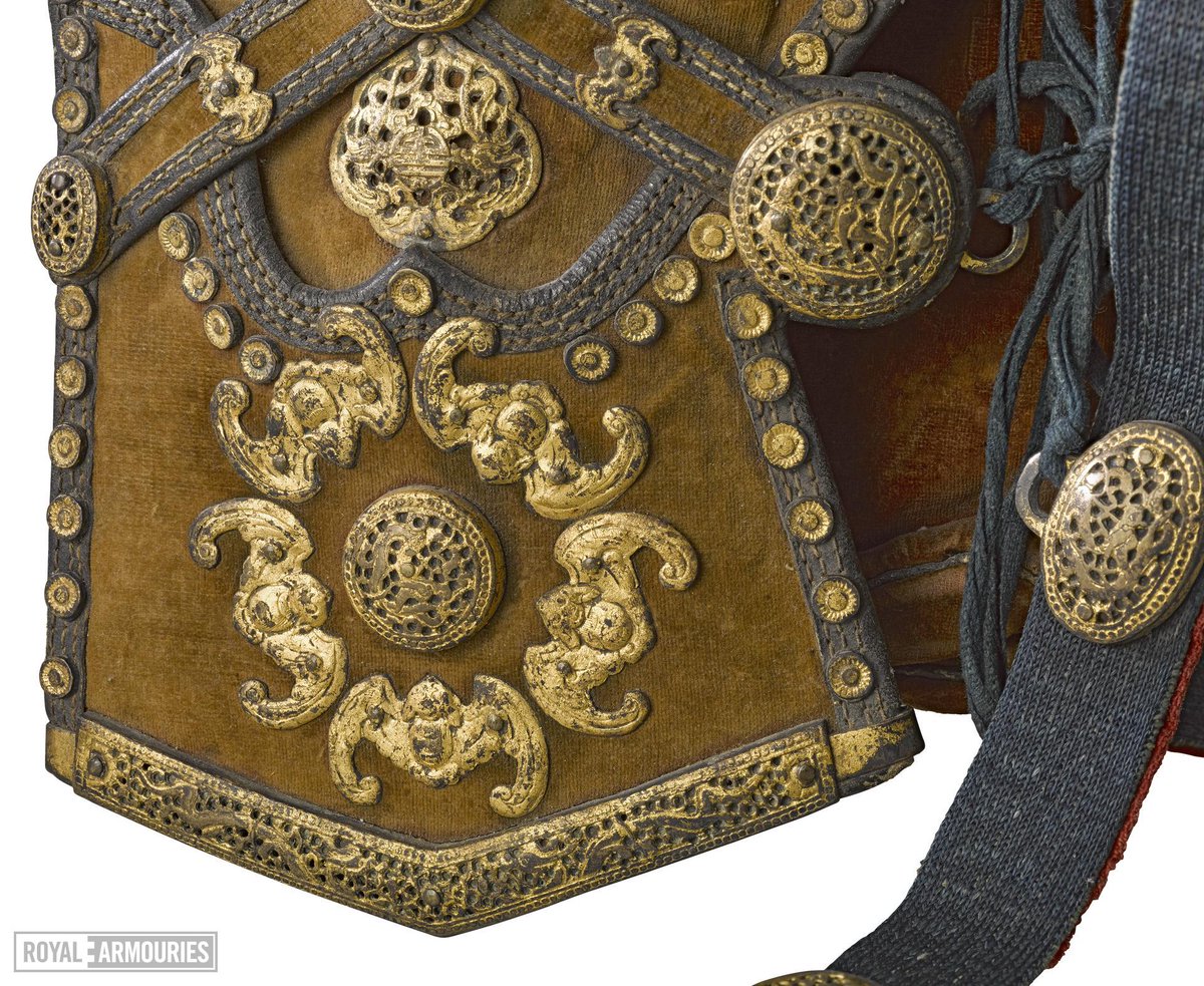 (5/10) While the Wu Fu can also be seen on this 19th century Quiver from China. Above them is a large gilt and pierced decorative piece, with a Chinese character in the centre representing longevity (Shou), one of the most common symbols of good fortune in China. XXVIB.25