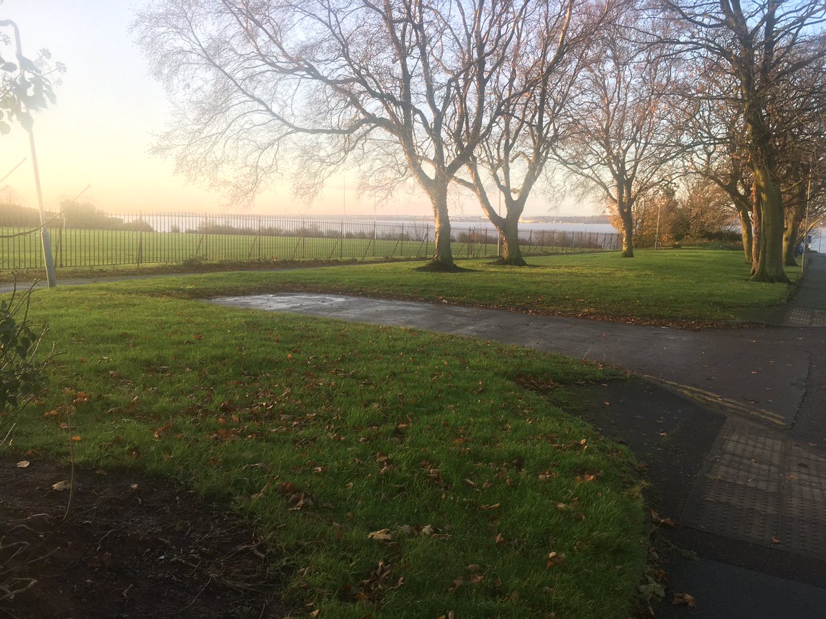 This is very nice but there are no benches here. There are no benches on this 12 minute walk. (There are benches are the prom, if you’re able to get there by some means.)
