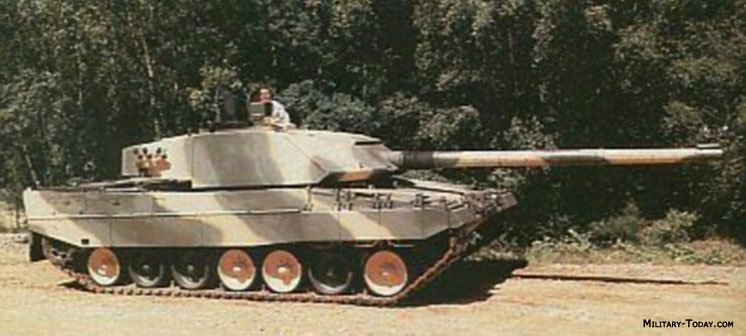 Ronkainen on Twitter: "@Ninja998998 @nicholadrummond Vickers Mk7/2 firstly shown in BAEE'86 is Mark 2 version of Mk7 tank. The improvements of redesigned Mk7/2 turret include new layout, additional external stowage, L30