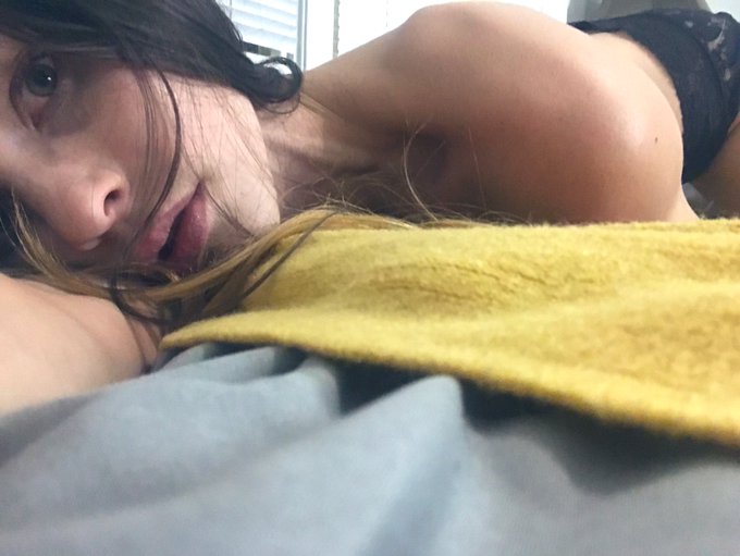 Join my onlyfans? Un:elizabeets 💕 https://t.co/DgAxwWF2PR<a href="/tag/mvsales"class="tags"><span>#mvsales</span></a>