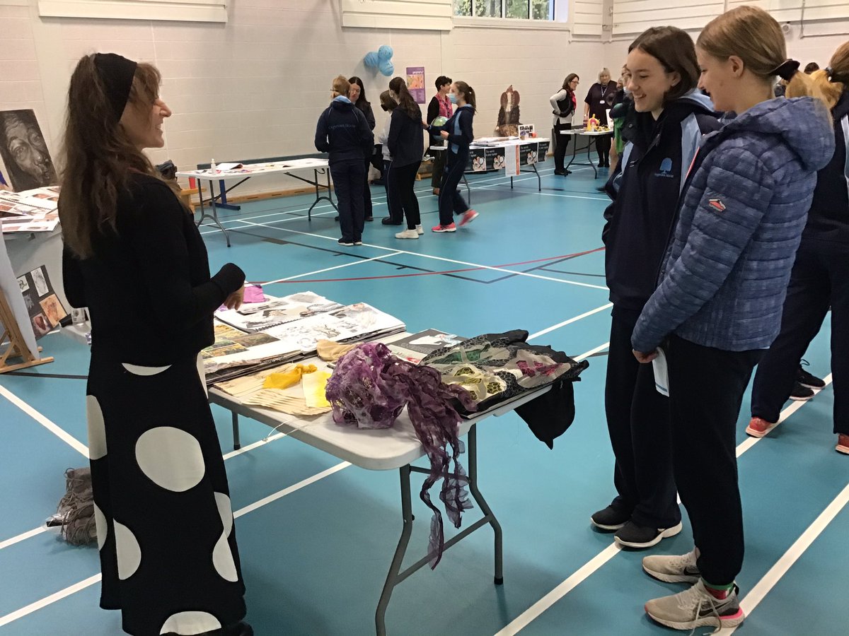 CHSArtDesign's tweet photo. Lovely to see Year 9 at the Options Fair this morning, looking forward to signing you all up for next year! #talentedyear9 https://t.co/qHwdjBuaA9