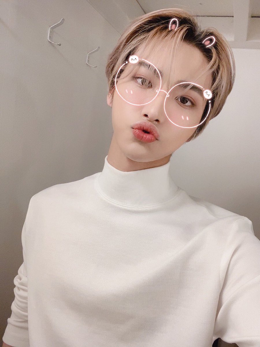 ATEEZofficial's tweet photo. [#성화] 오늘도 힘내시길 바라요
🍀🍀🍀🍀🍀🍀🍀🍀
#ATEEZ #에이티즈 https://t.co/rzmhbInLyP