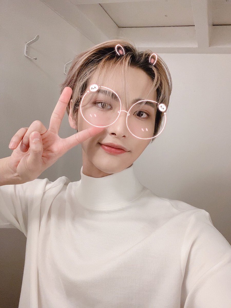 ATEEZofficial's tweet photo. [#성화] 오늘도 힘내시길 바라요
🍀🍀🍀🍀🍀🍀🍀🍀
#ATEEZ #에이티즈 https://t.co/rzmhbInLyP