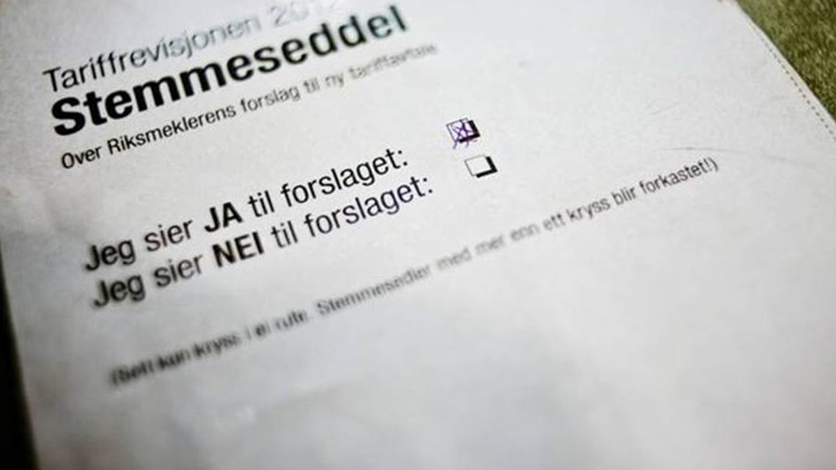 Arbeidslivet.no (@arbeidslivet) on Twitter photo URAVSTEMNING har vært tema i flere lønnsoppgjør i høst. I okt. stemte både medlemmene i @utdanningsf og <a href="/norsksykepleier/">Norsk Sykepleierforbund</a> ned forslaget om ny tariffavtale for KS-området. I denne artikkelen går vi gjennom uravstemningens hvem-hva-hvor: arbeidslivet.no/urstem/ URAVSTEMNING har vært tema i flere lønnsoppgjør i høst. I okt. stemte både medlemmene i @utdanningsf og <a href="/norsksykepleier/">Norsk Sykepleierforbund</a> ned forslaget om ny tariffavtale for KS-området. I denne artikkelen går vi gjennom uravstemningens hvem-hva-hvor: arbeidslivet.no/urstem/