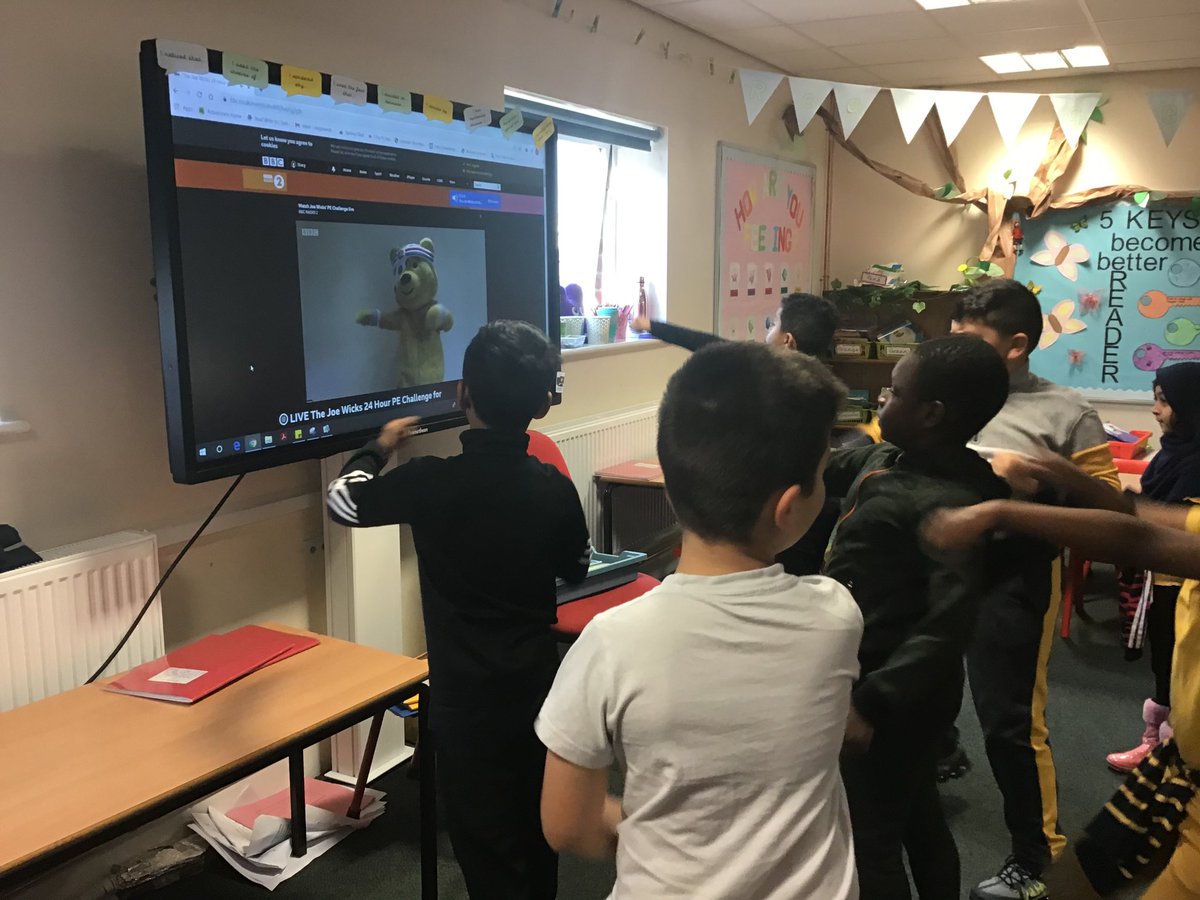 Whole of Year 3 enjoyed a healthy start today with #PEwithjoe #24HourPEChallenge