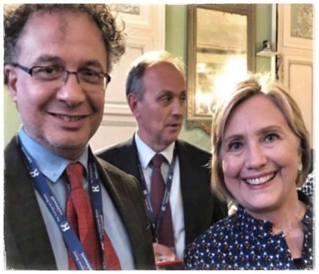 Krazy9Kat's tweet photo. @michele_geraci “Niente di drammatico.”
😐
#Scamdemic2020 #GlobalReich 🌐💀
#mercenari #ShockPolitics #PsychoÉlite https://t.co/FLIVYeuyve