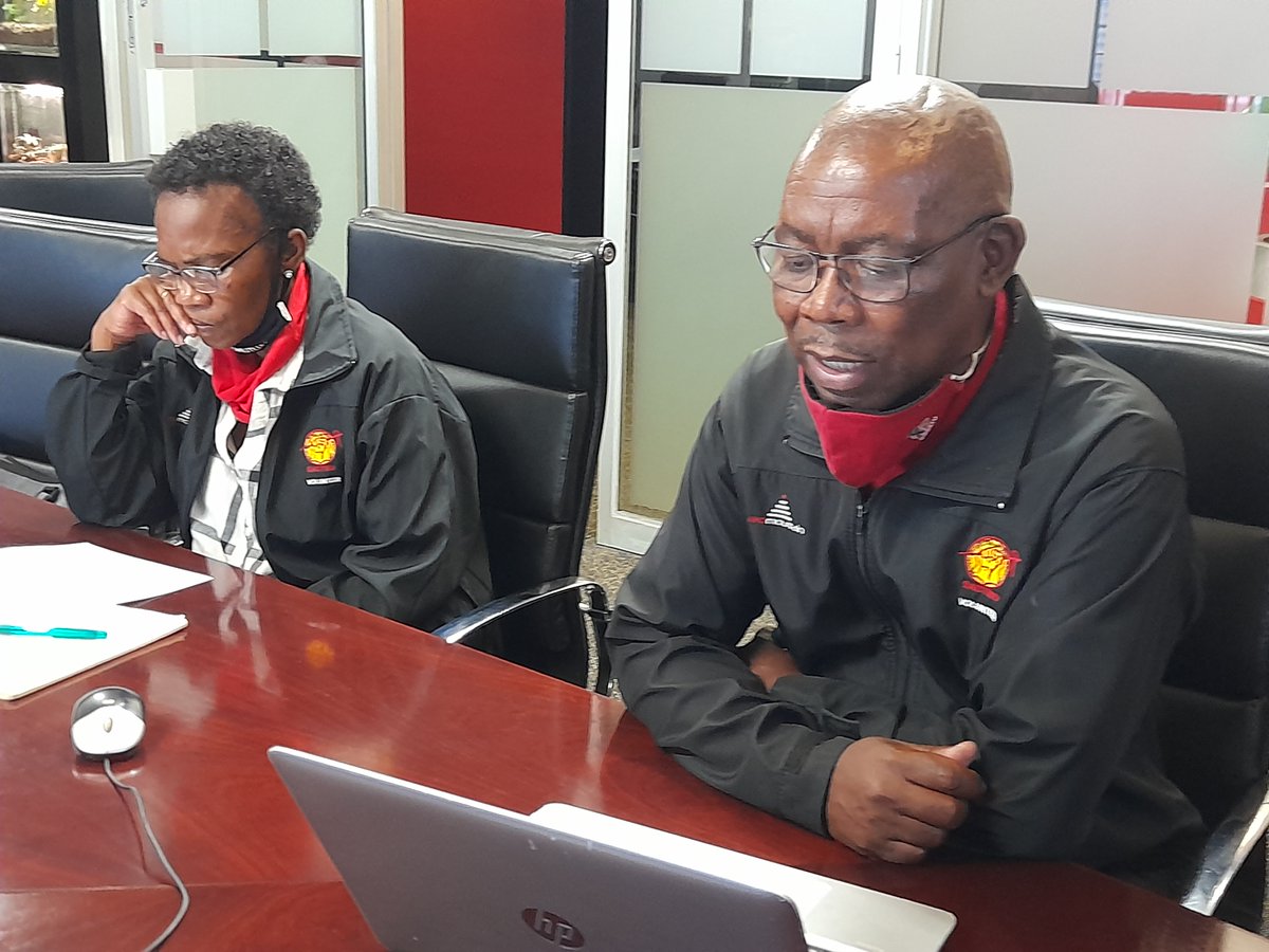 _cosatu's tweet photo. Now, #COSATU General Secretary, Bheki Ntshalintshali tables the #COSATUCollectiveBargainingConference Draft Declaration before the Plenary session https://t.co/LbhAsPVOIa