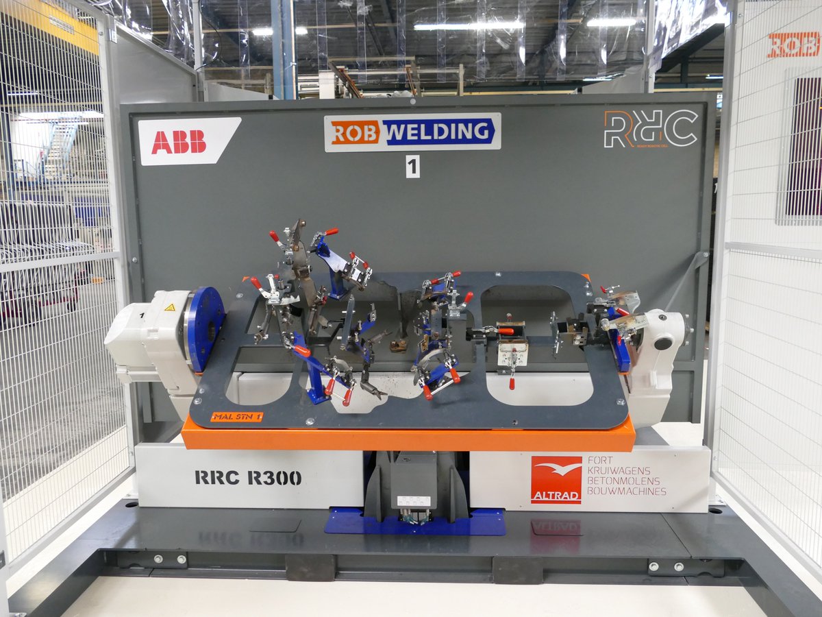 altradfort's tweet image. Deze week is onze nieuwe lasrobot geleverd en geïnstalleerd. Een mooi moment waar we met z&apos;n allen op hebben gewacht. Deze robot zal een grote bijdrage leveren bij de productie van de Fort kruiwagens.
Met dank aan Rob Welding.
altradfort.nl
#altradfort #lasrobot
