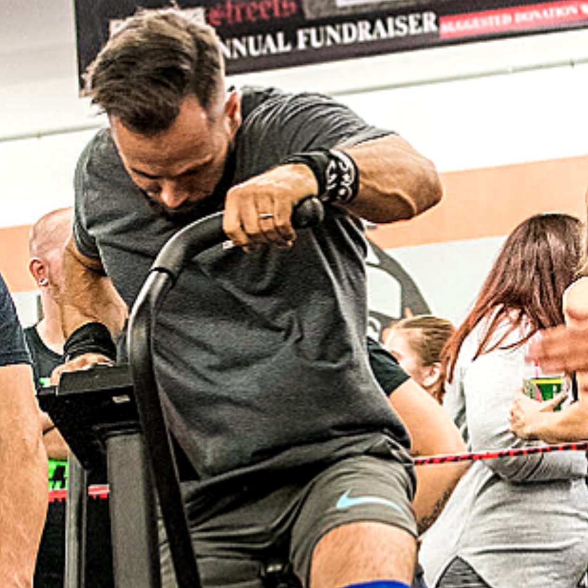 TectonicBarbell's tweet photo. Dig into the pain cave.

#training #fitness #exercise #mindset #athlete #coach #athletemindset #coachmindset #pullups #barbell #power #liftingculture #gym #lifestyle #strength #mood #effort #hardwork #hwpo #strengthgang #rbg #resilience #tectonicfamilia #sports #airdyne #cycling https://t.co/7fA2wxYh2N