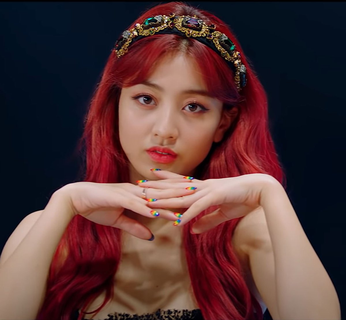 xiaoflv's tweet image. er nails.. gay?! 😨