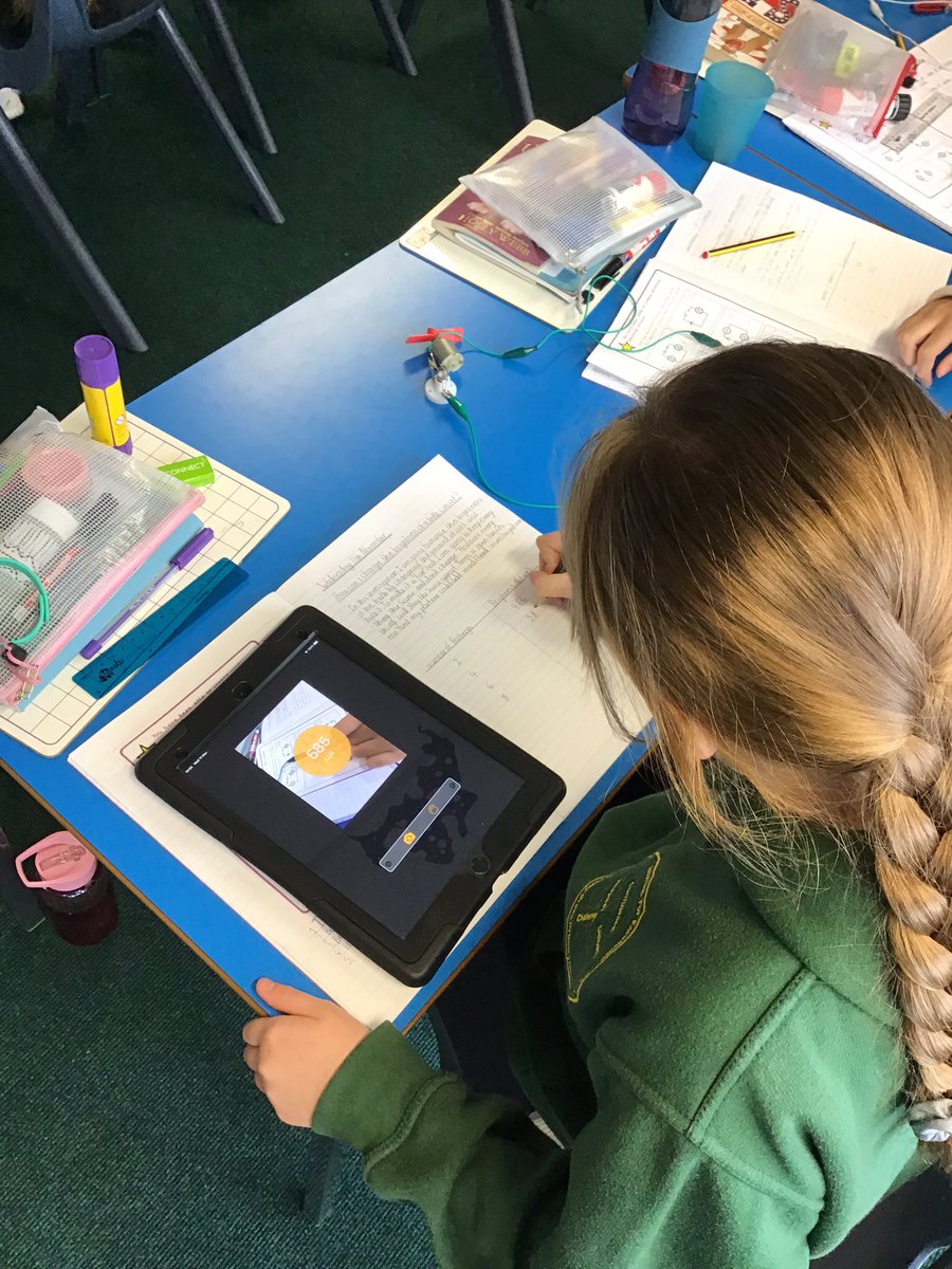 BradleyGreenY5's tweet photo. Year 6 were working hard in science - investigating how they can change the brightness of a bulb. They had to predict, collaborate, use new equipment  (light meters) and problem solve....lots! #BGComputing #Science #Challenge #Curiosity https://t.co/cgHGB5hX34