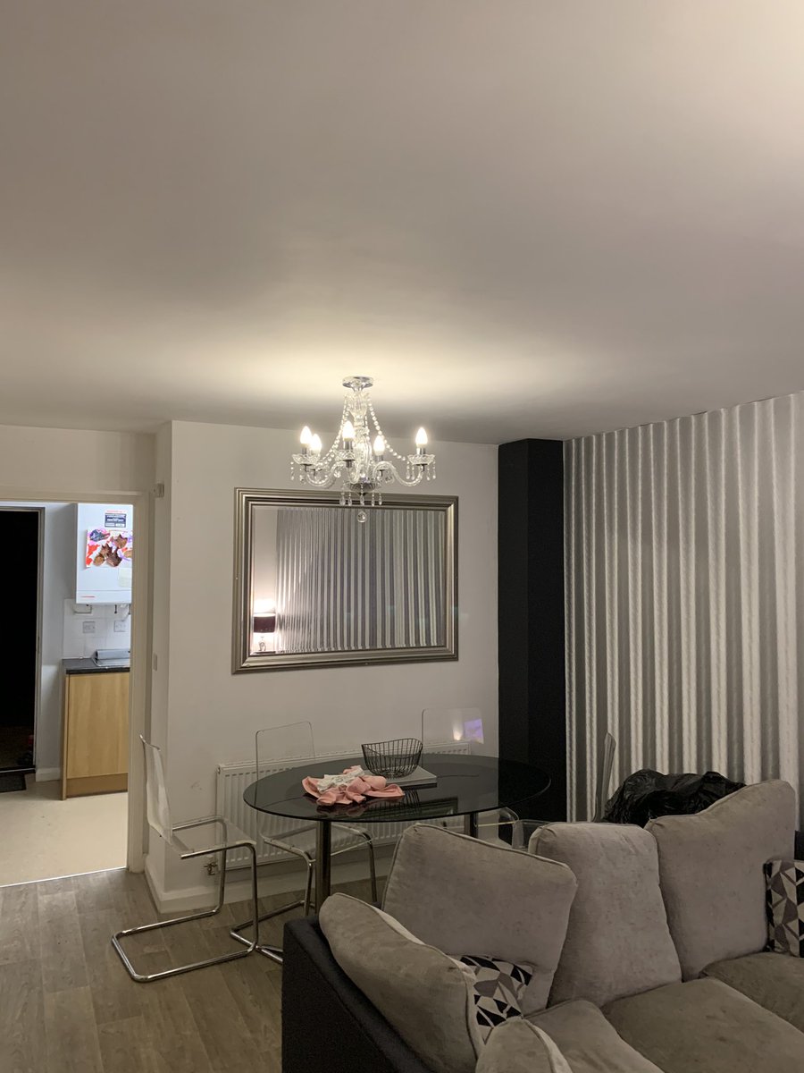 intercounty_ltd's tweet photo. Two chandeliers put up this evening, all with led bulbs. Enjoy your lights guys

#Electrician 
#intercounty_ltd
#LED
#Lighting https://t.co/kseWsmEDgR