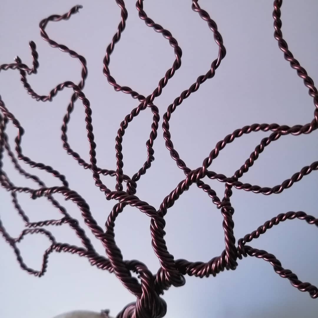 Eddykimani's tweet photo. Complete.
Onto the next one.
#thewiredance
#wiretherapy
#WireDance
#bonsaiworld #treeart
#sculptureofadesk #bonsaiart
#wiresculpture
#wirebonsaitree #interiordesign
#giftideas #wire #wiretree #bonsaiwire
#sculptureofadesk #bonsaiart
#wiresculpture
#wirebonsaitree #interior https://t.co/EmvUhBeFld