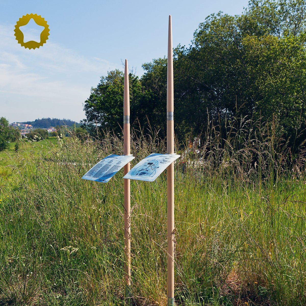 cenlitros's tweet photo. CLAP PLATINUM 2020 para o proxecto Roteiros Creativos do Bosque de Galicia (Museo Centro Gaiás) na categoría de mellor deseño de mobiliario urbano, iluminación e sinalización.
https://t.co/Dz1GZmo71Q
_
Foto: @Roibradbury
#CLAP20 #premiosclap #deseñogalego https://t.co/1eFNG0H6kb