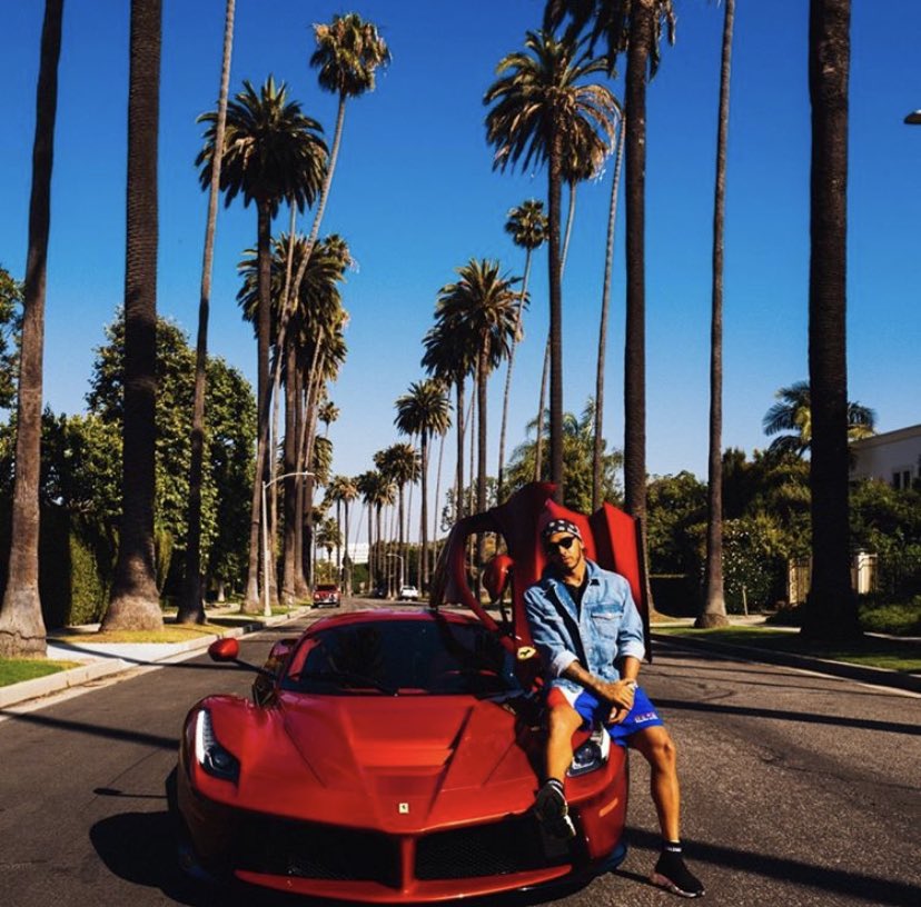Scuderia Ferrari HP (@scuderiaferrari) on Twitter photo <a href="/MercedesAMGF1/">Mercedes-AMG PETRONAS F1 Team</a> <a href="/mibragantini/">Michelle Ventura Bragantini</a> @yeairenenoway Dear Merc, true that sometimes Lewis has a Ferrari behind him, but from what we can see he also gets out of one every so often as well ... <a href="/MercedesAMGF1/">Mercedes-AMG PETRONAS F1 Team</a> <a href="/mibragantini/">Michelle Ventura Bragantini</a> @yeairenenoway Dear Merc, true that sometimes Lewis has a Ferrari behind him, but from what we can see he also gets out of one every so often as well ...
