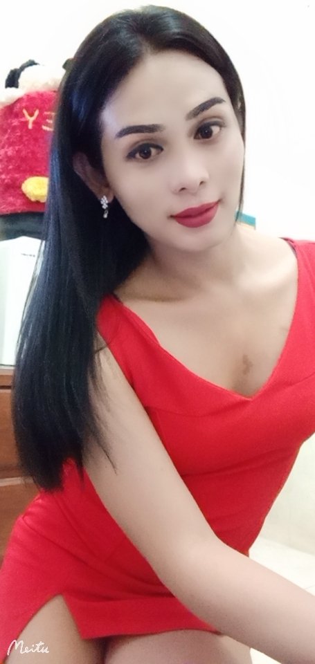 Men fotosuratni pomidorgacha ekdim, katta Onlayn oziq-ovqatga sperma qoshiladi